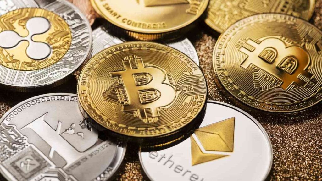 Bitcoin price holds above $110,000; Ether, Solana, other crypto prices rally as DeFi lending surges