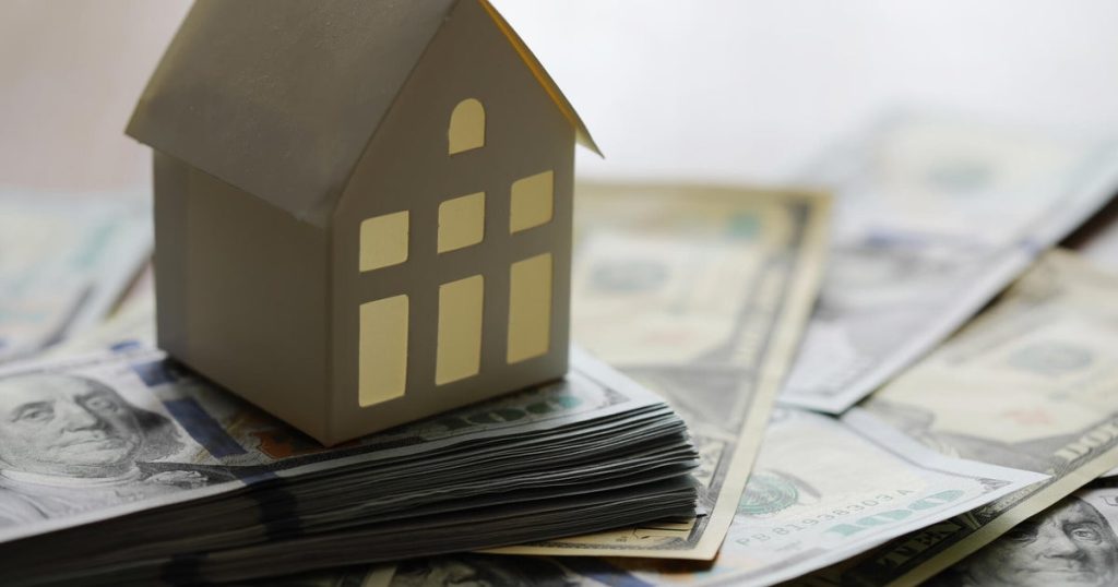 Here's how to use (and not use) your home equity this fall, according to experts