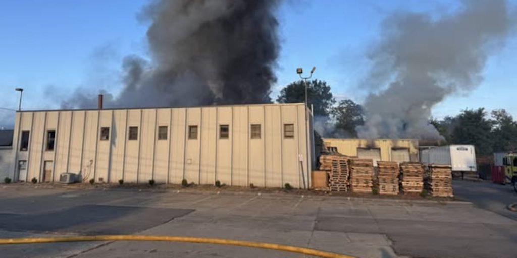 Wadsworth business catches fire; State Fire Marshal investigating